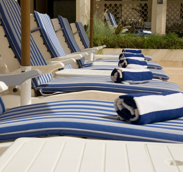 blue pool-towels-large